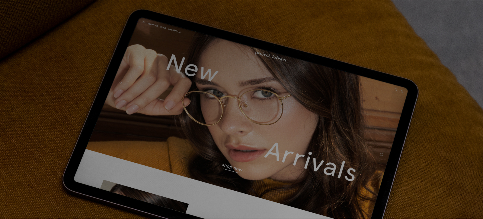 We are an end-to-end / cross-functional studio for digitally-dependent companies.